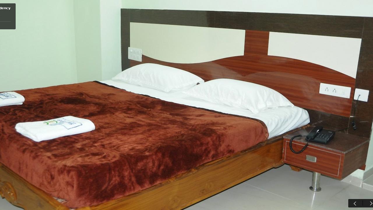 Sai Krishna Residency Hotel Kolhapur Buitenkant foto